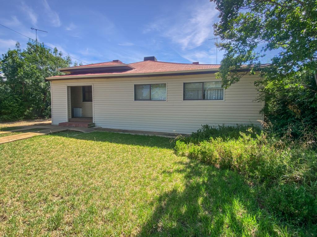 10 Cudgerie Ave, Leeton, NSW 2705