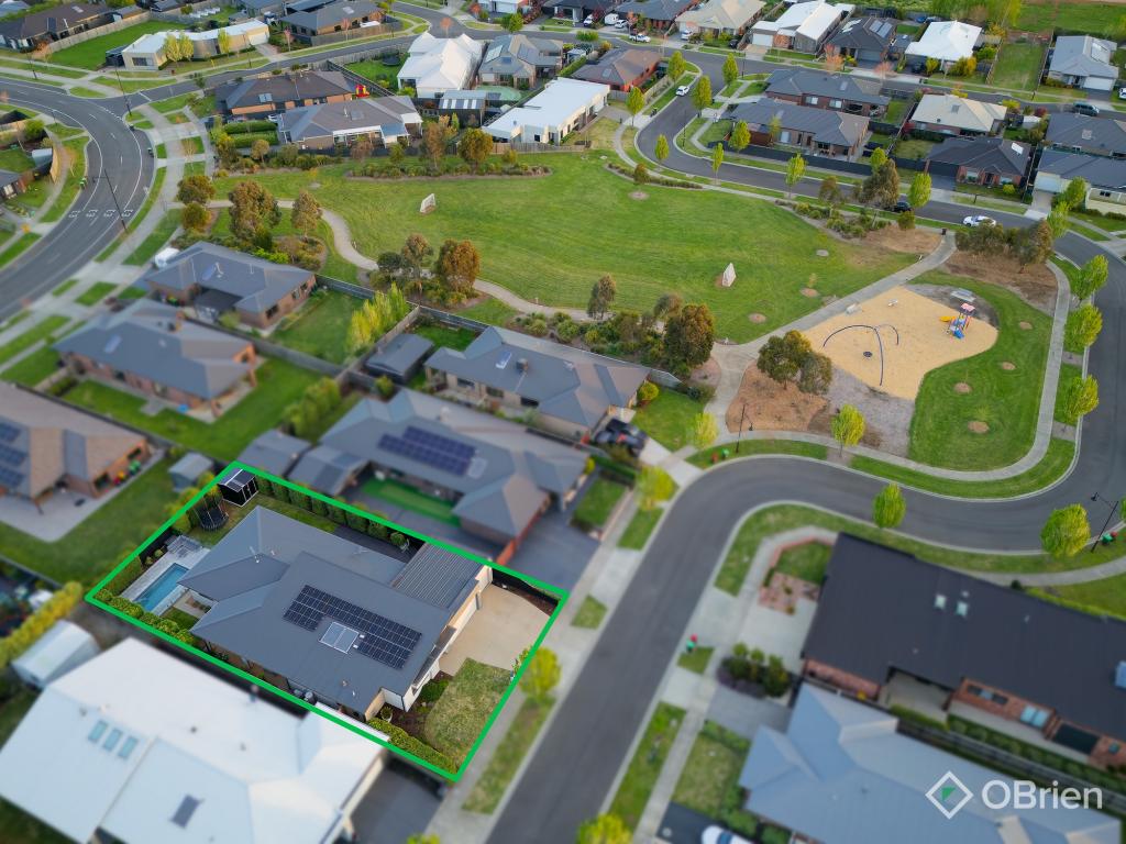 16 Coventry Dr, Warragul, VIC 3820