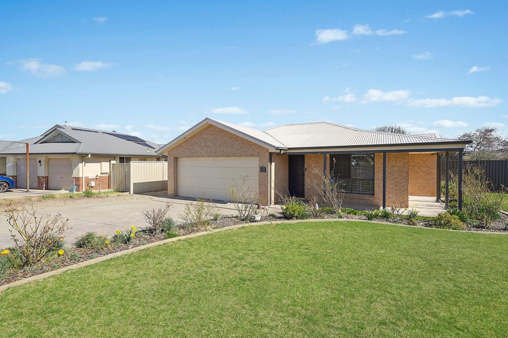 6 Willott Cl, Eglinton, NSW 2795