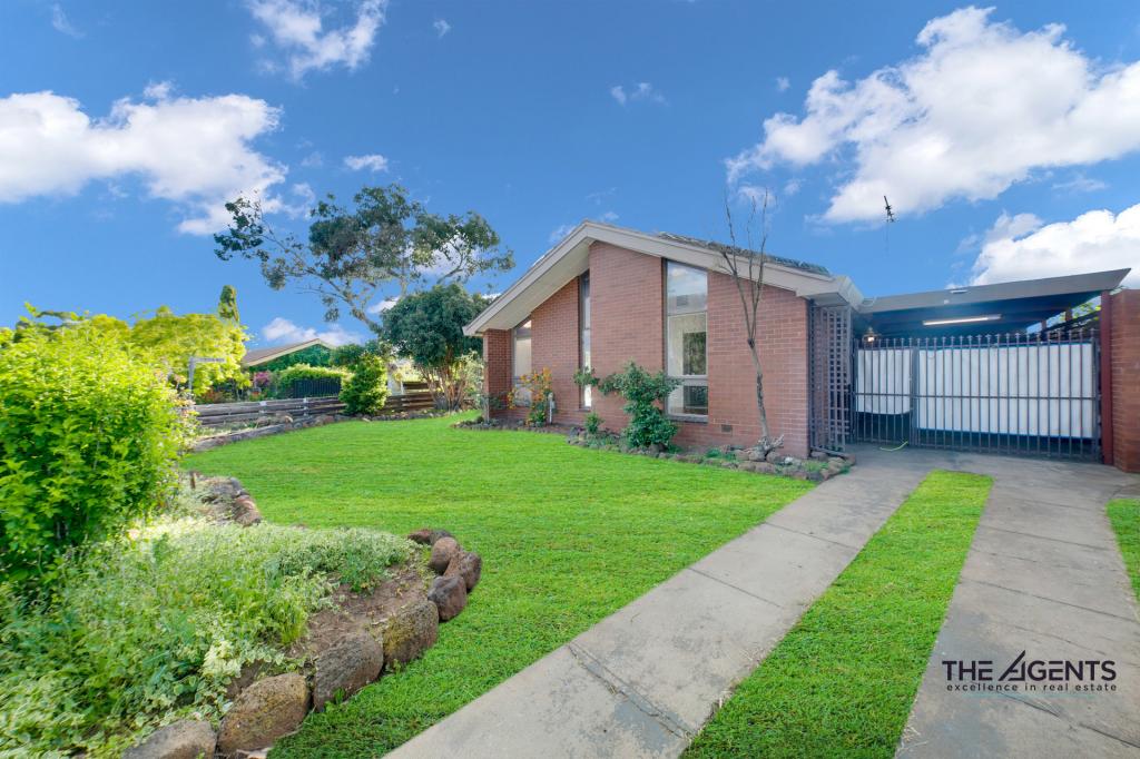 17 Rathdowne Cct, Melton West, VIC 3337
