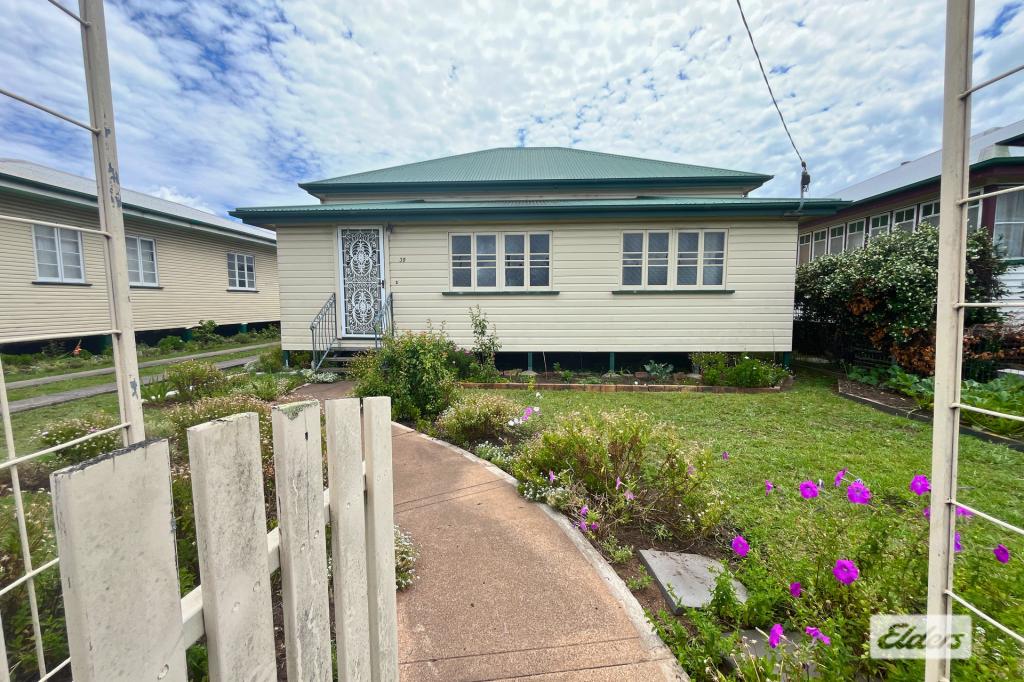 39 Wood St, Warwick, QLD 4370