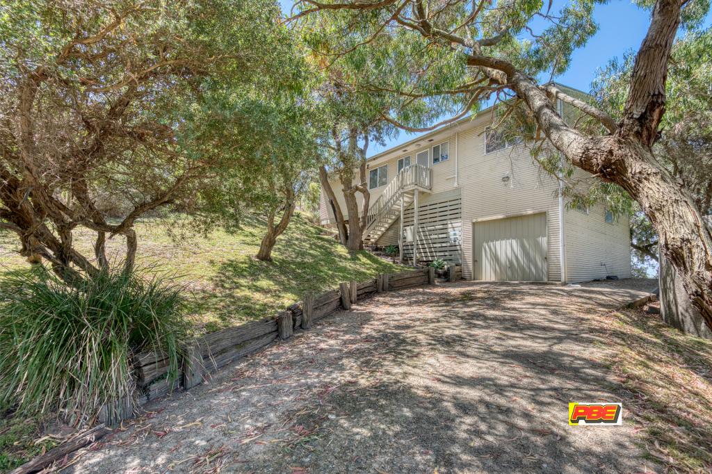 37 St Ives Cres, Venus Bay, VIC 3956