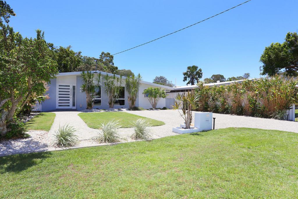 48 Deagon Dr, Runaway Bay, QLD 4216