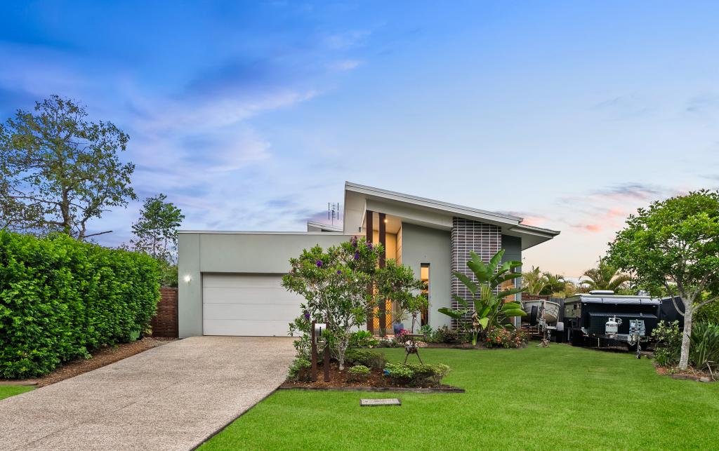 25 Hoop Pine Cct, Coomera, QLD 4209