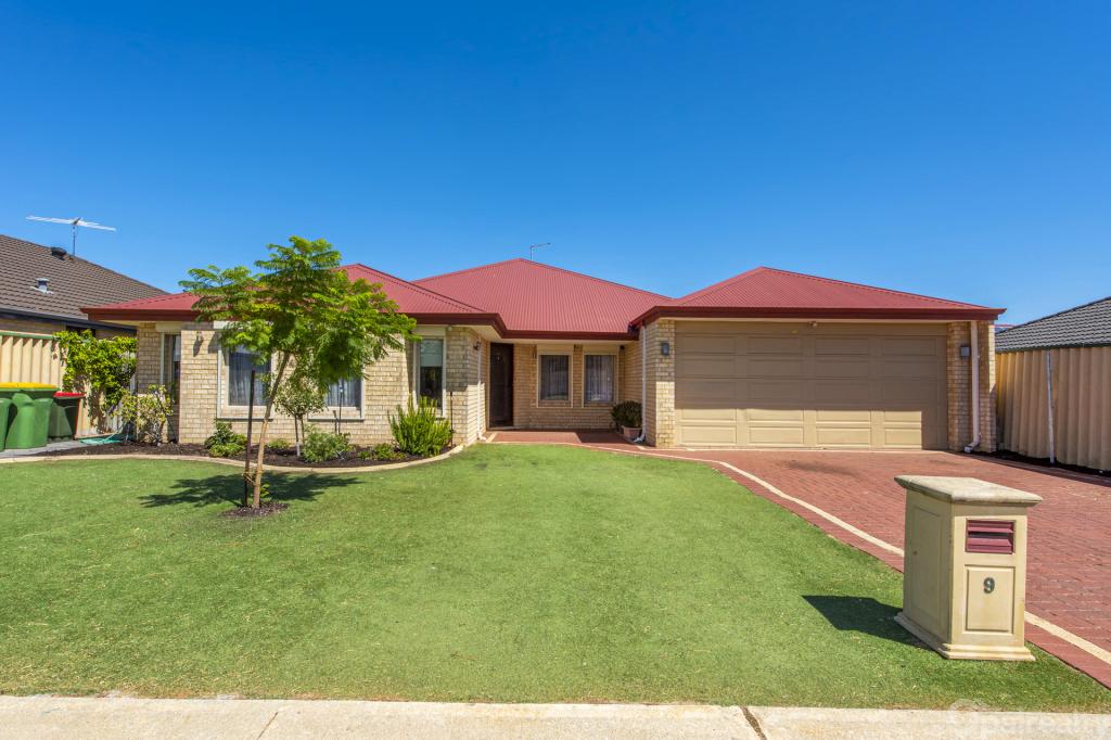 9 WARREGO RD, PORT KENNEDY, WA 6172