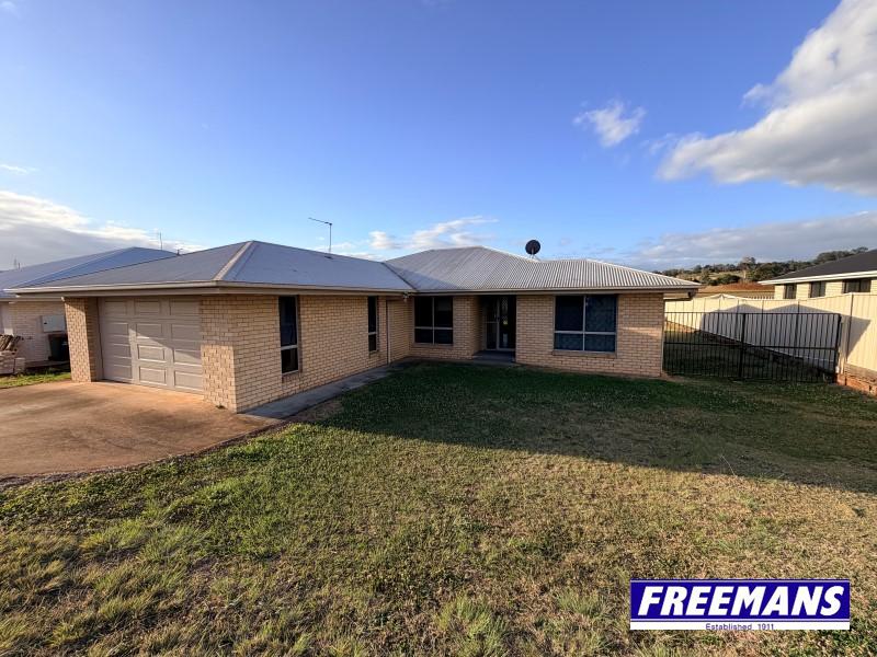 28 Frangipani Dr, Kingaroy, QLD 4610