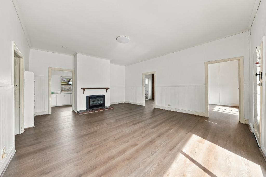 9 Baker St, Wurruk, VIC 3850