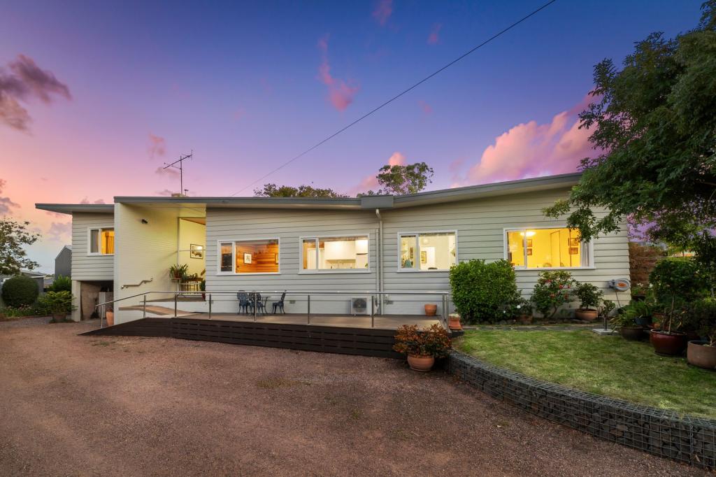 390 QUEEN ST, ELLIMINYT, VIC 3250