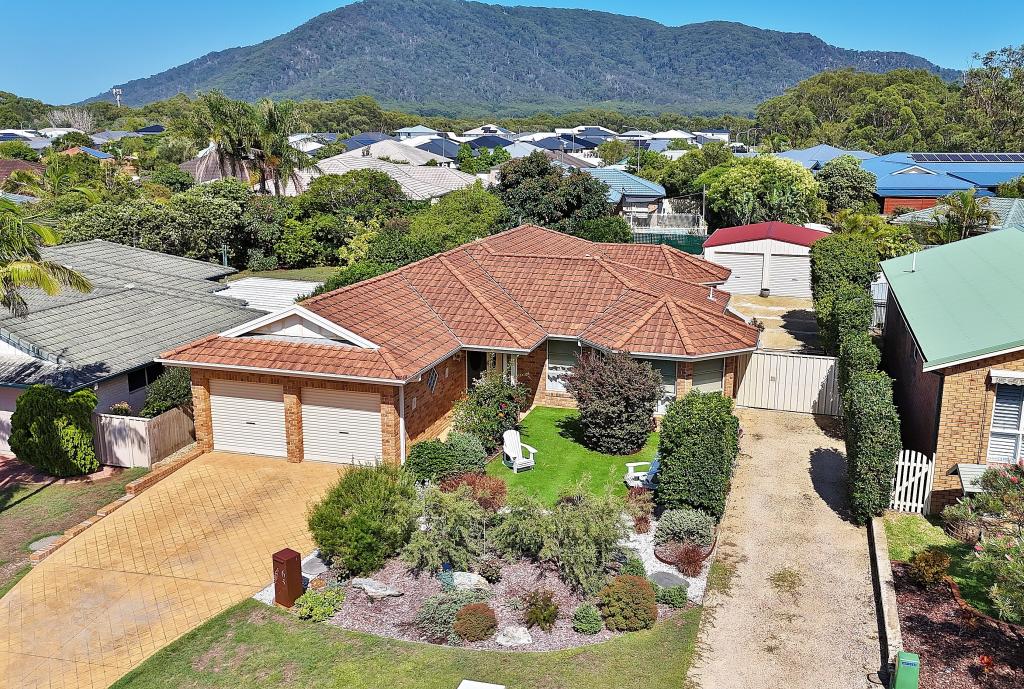 65 Scarborough Way, Dunbogan, NSW 2443