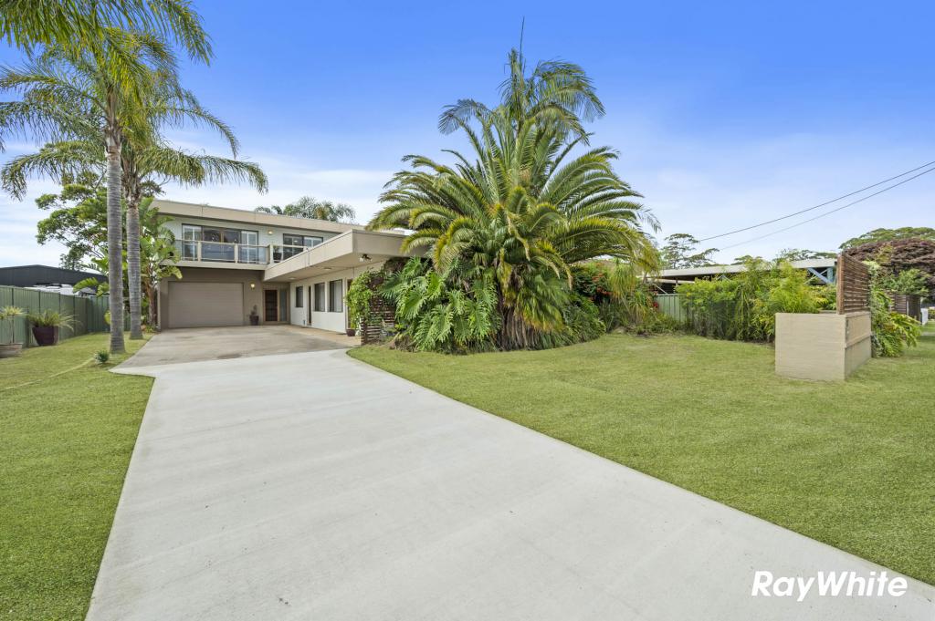 8 Clarke St, Broulee, NSW 2537