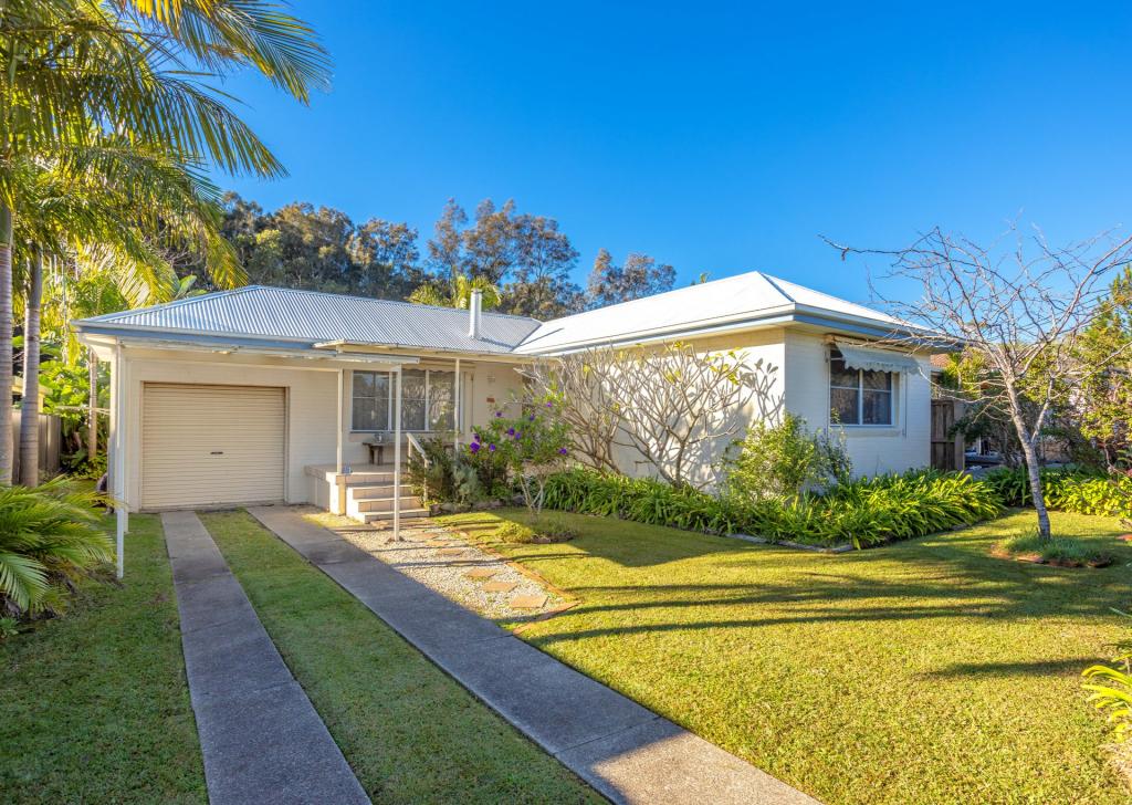 6 Richardson St, Old Bar, NSW 2430