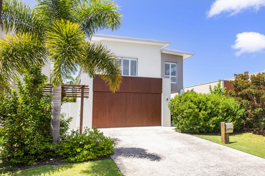 7812 PAVILIONS CL, HOPE ISLAND, QLD 4212