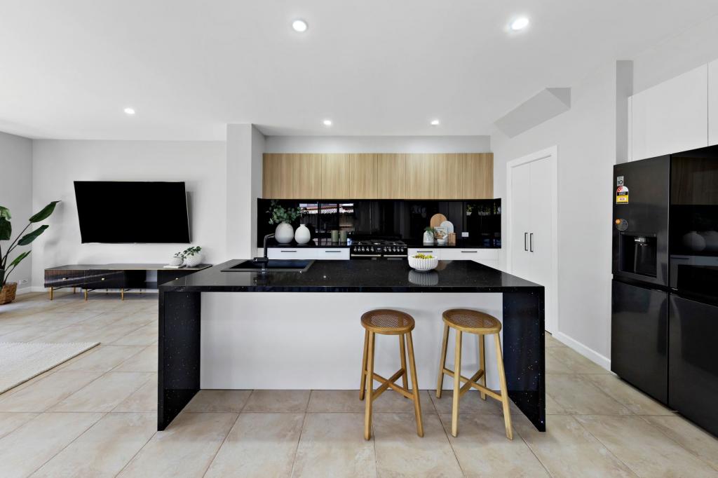 9 Kiama Pl, Cairnlea, VIC 3023