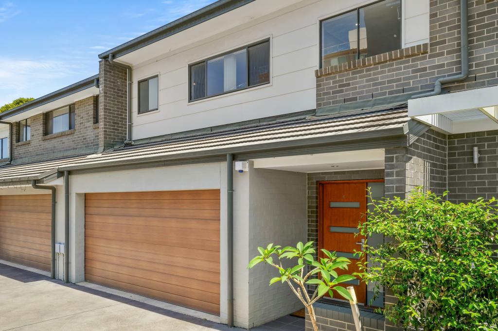 4/8 Fielder St, West Gosford, NSW 2250