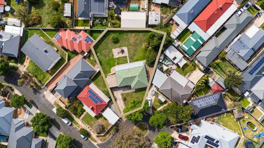 8 Fenton Rd, Enfield, SA 5085