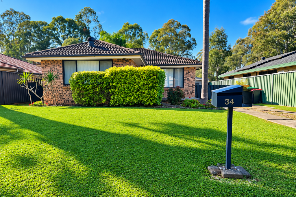 34 HUNTINGTON PDE, CAMBRIDGE GARDENS, NSW 2747