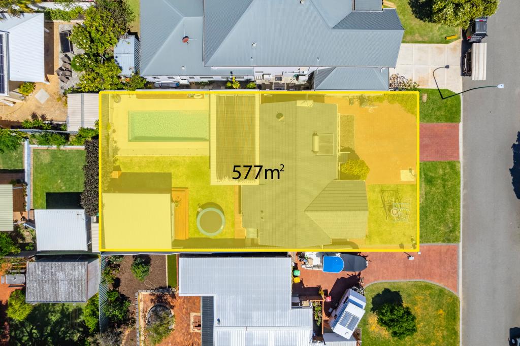 24 Belhus Dr, Trigg, WA 6029