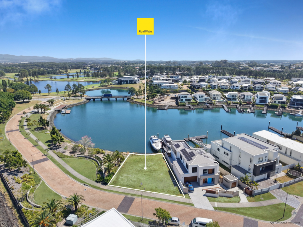 8801 The Point Cct, Sanctuary Cove, QLD 4212