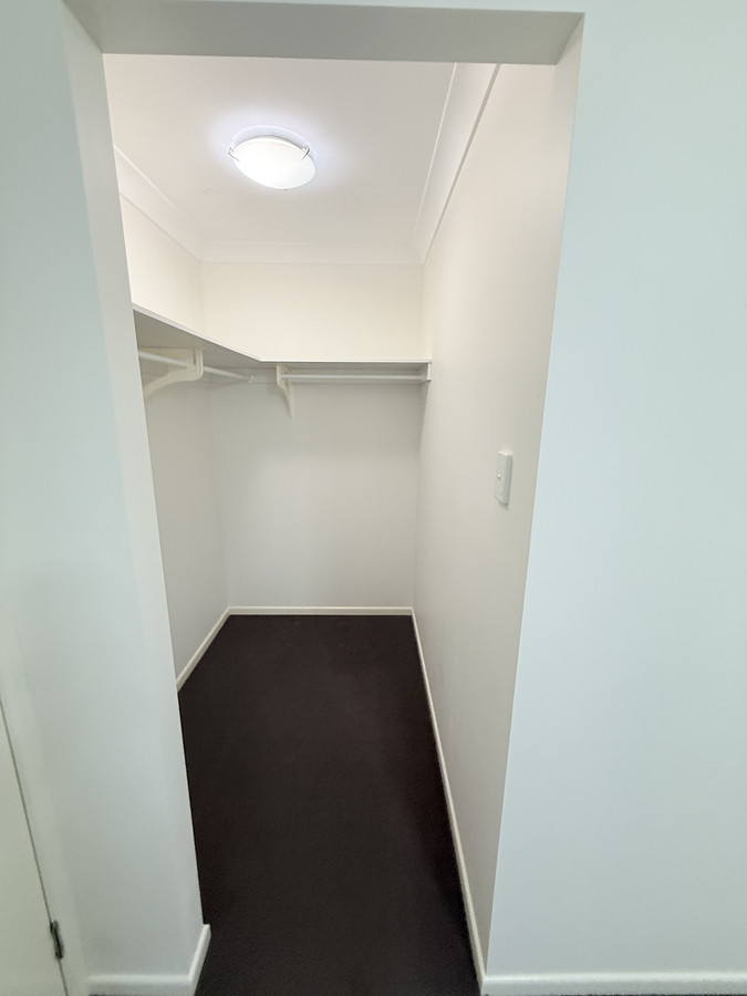 2 Sharp Cres, Branyan, QLD 4670