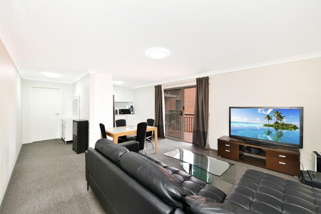 18/165 Cleveland St, Redfern, NSW 2016