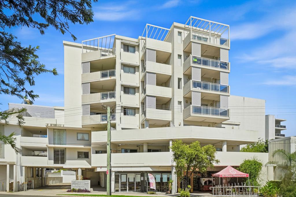 1/102-104 Railway Tce, Merrylands, NSW 2160