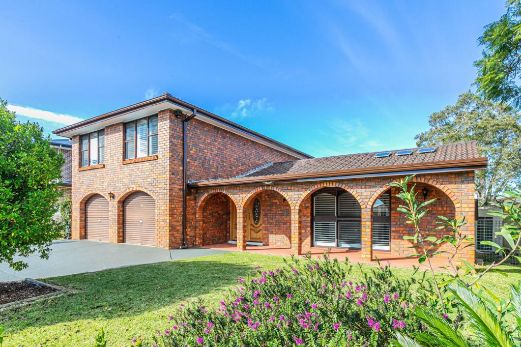 19 RADIATA AVE, BAULKHAM HILLS, NSW 2153