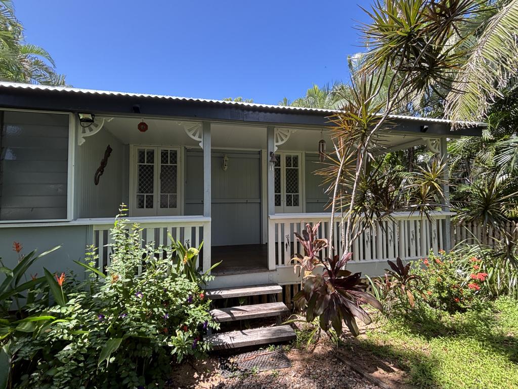 11 Barbarra St, Picnic Bay, QLD 4819