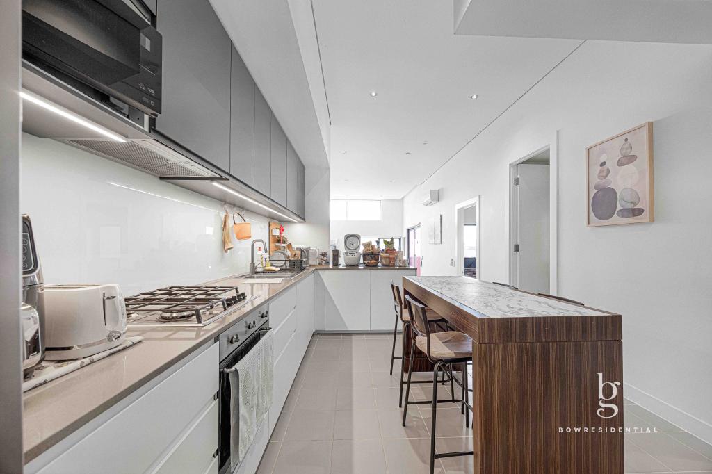 217/9 The Arcade, Docklands, VIC 3008