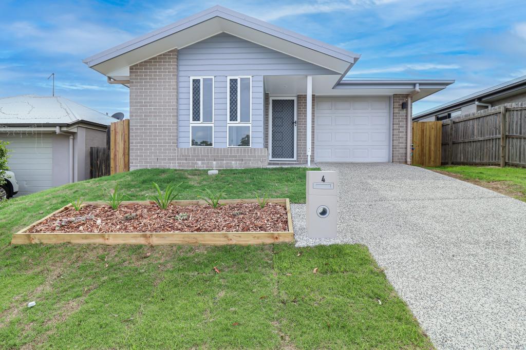 4 Seagull Bvd, Kirkwood, QLD 4680