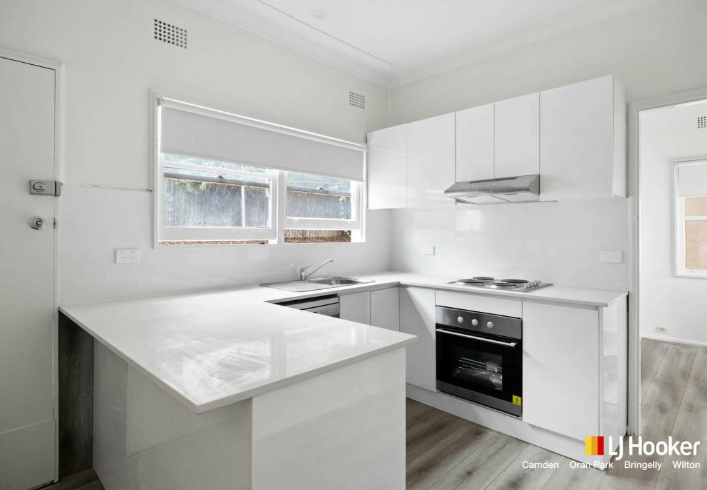 3 Sheather Pl, Campbelltown, NSW 2560