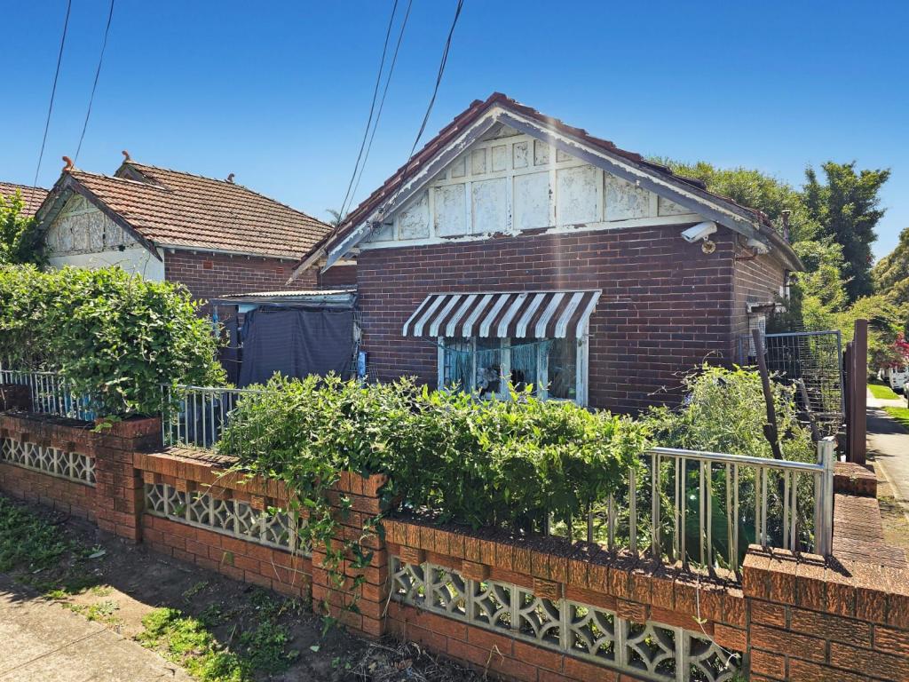 Contact agent for address, SOUTH HURSTVILLE, NSW 2221