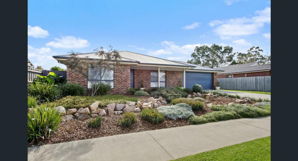 85 Gatehouse Dr, Eastwood, VIC 3875