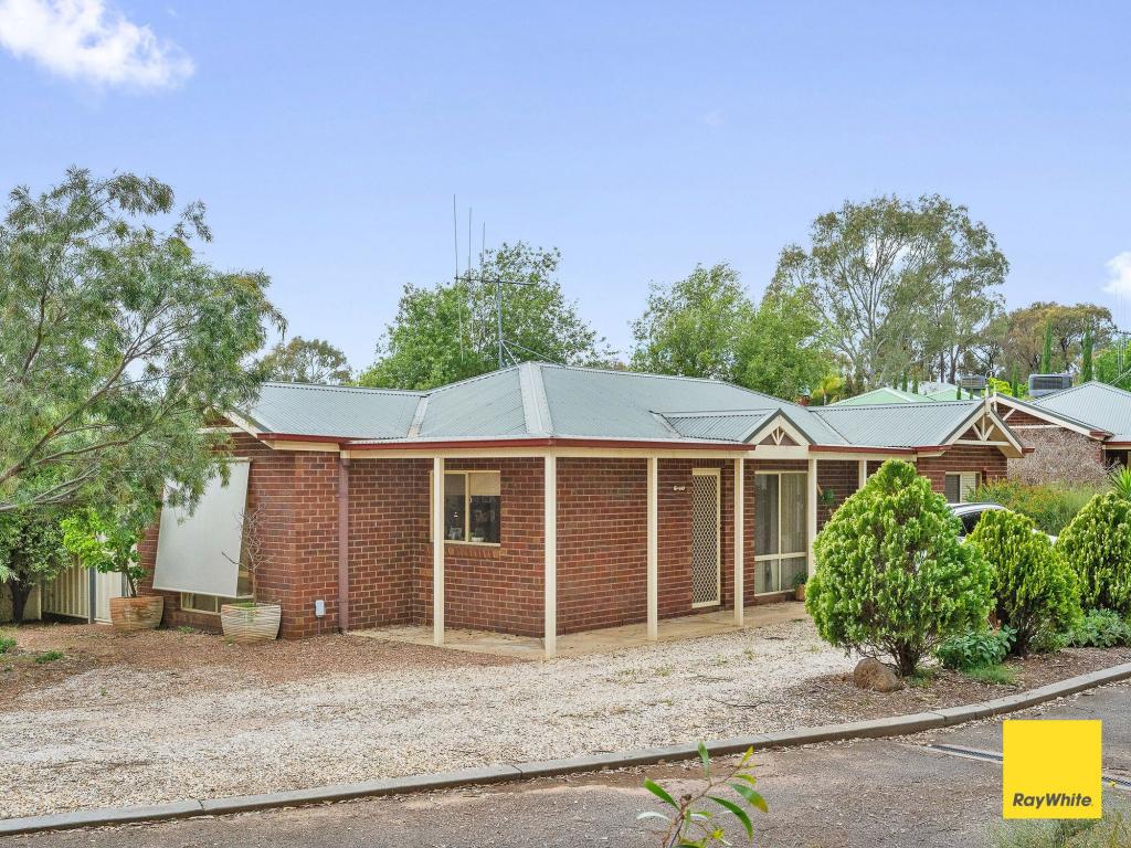 1/25 Ennor Pl, Kangaroo Flat, VIC 3555