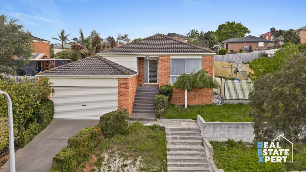 95 Earlsfield Dr, Berwick, VIC 3806