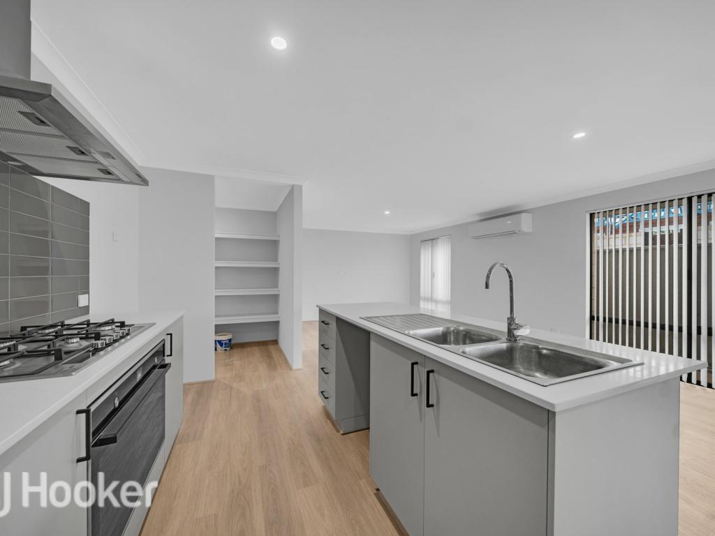 12 Leggatt St, Eglinton, WA 6034