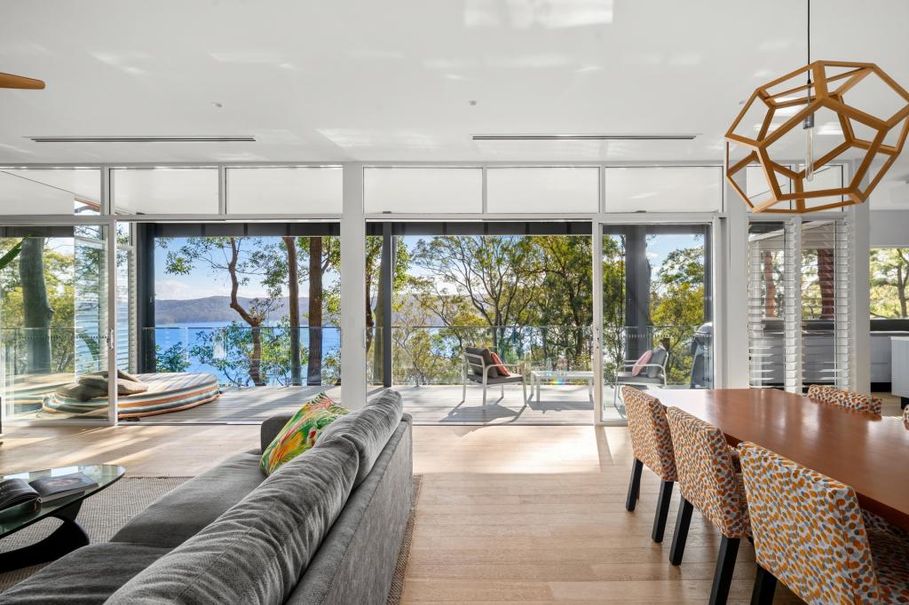 64 Riverview Rd, Avalon Beach, NSW 2107
