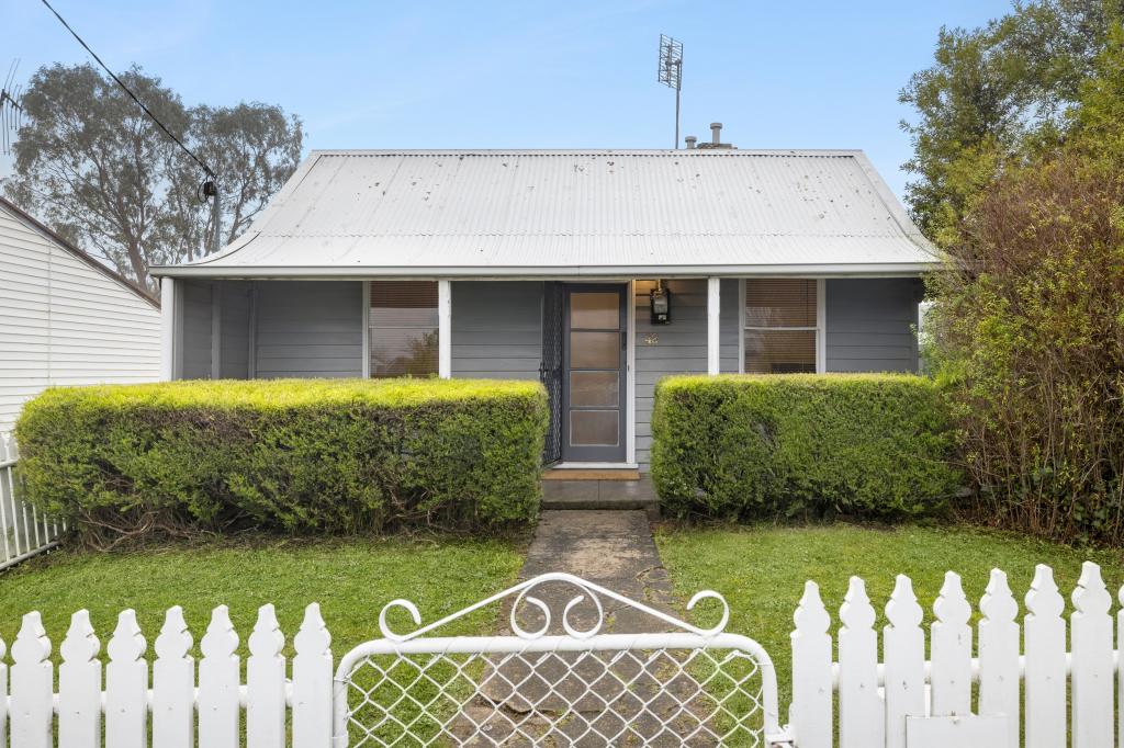 42 Hutton St, Kyneton, VIC 3444