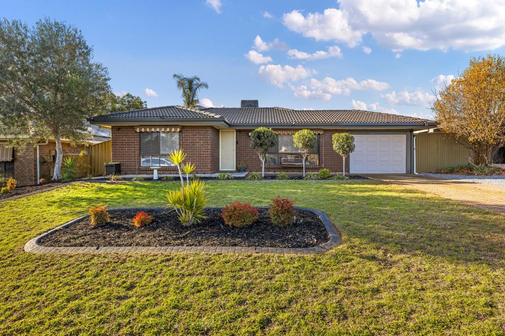 21 Banksia Cres, Craigmore, SA 5114