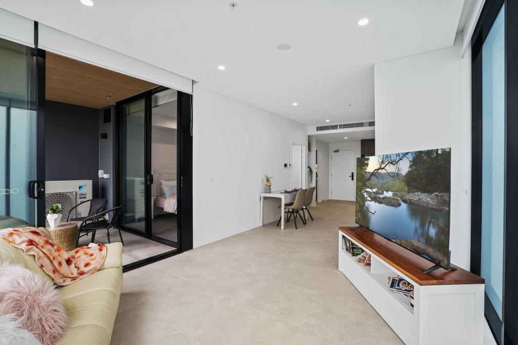 305/25 Dawes Ave, Castle Hill, NSW 2154