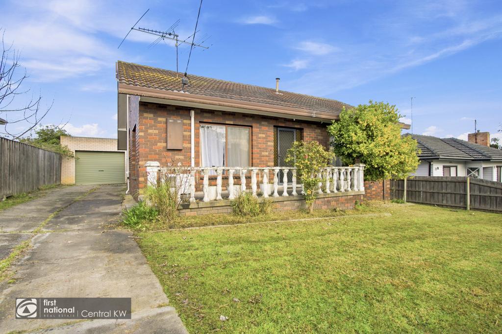 10 Donald St, Morwell, VIC 3840