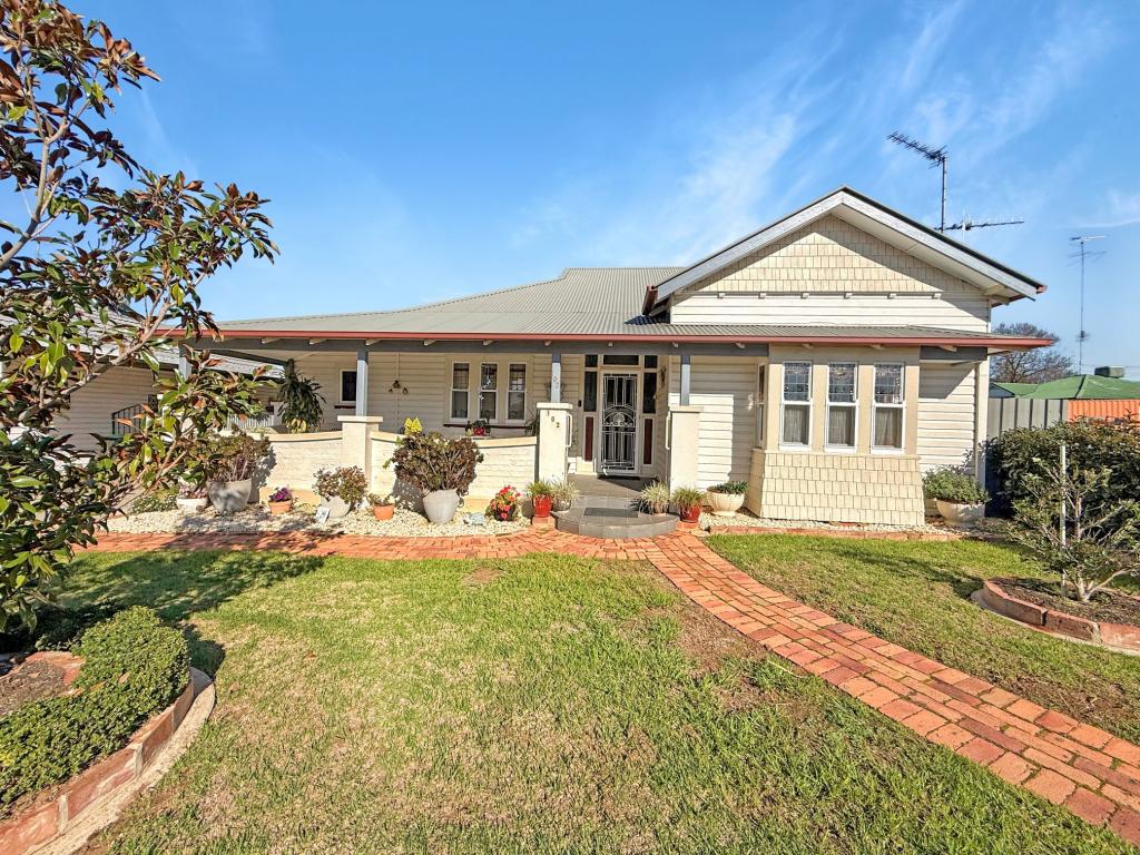 102 Kurrajong Ave, Leeton, NSW 2705
