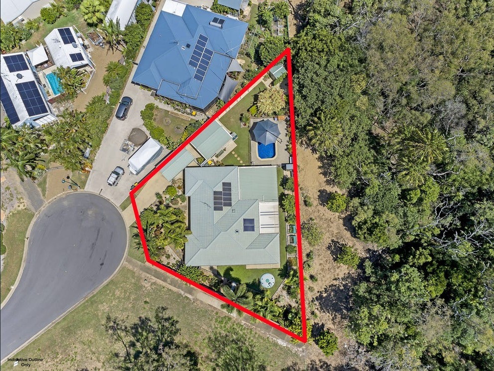 8 Albatross Ct, Moore Park Beach, QLD 4670