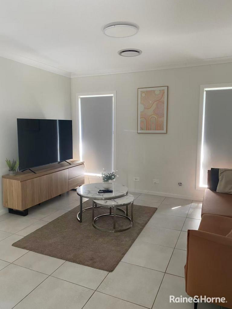 38 Roman St, Leppington, NSW 2179