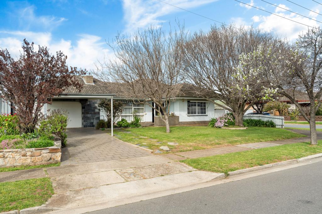 31 Norman St, Findon, SA 5023