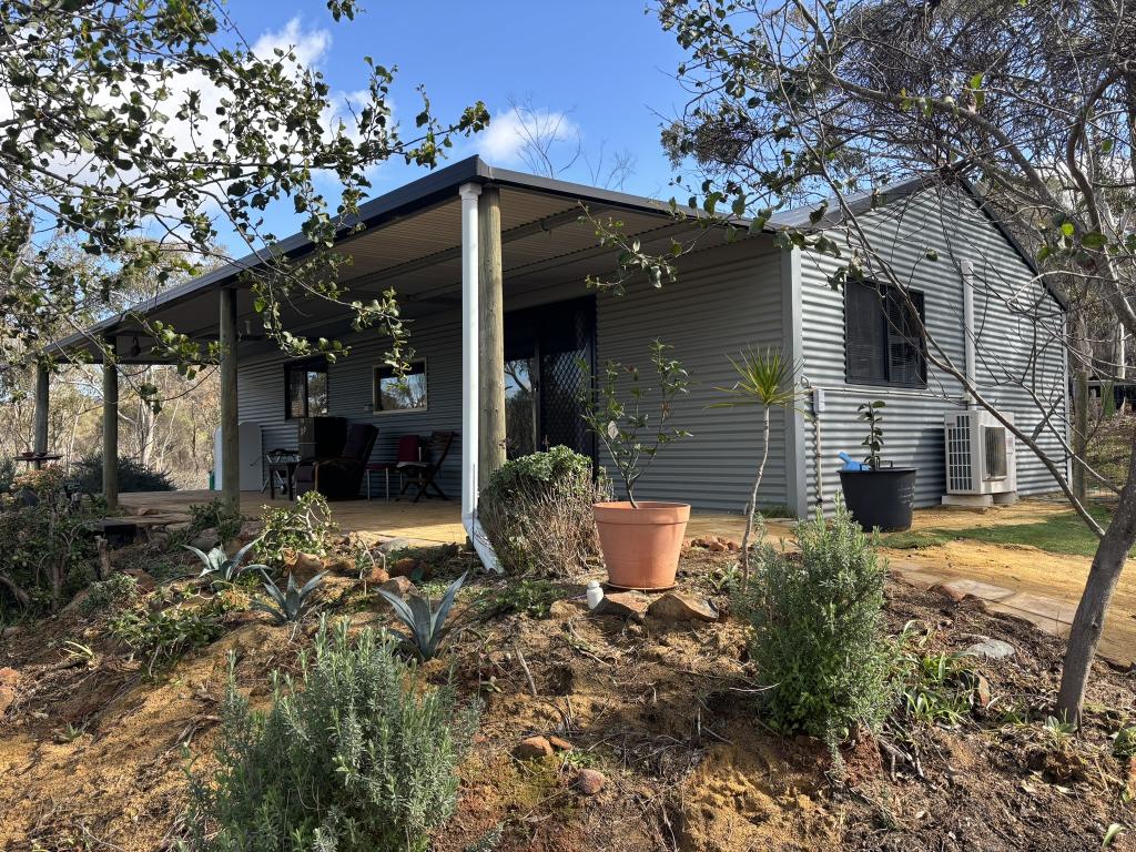 81 Wilkerson Rd, West Toodyay, WA 6566