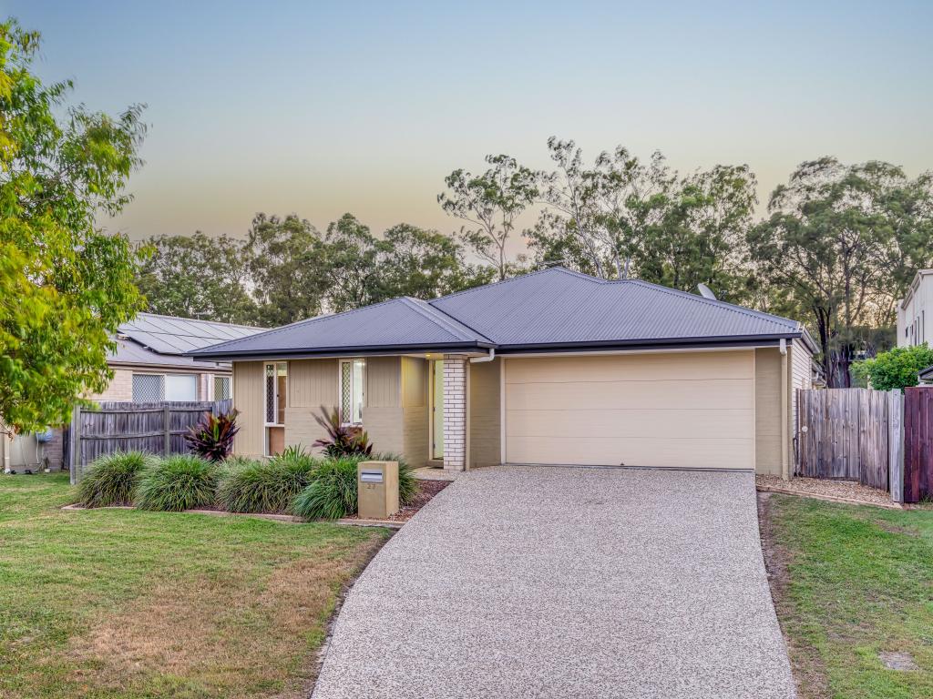 27 Woodgate St, Oxley, QLD 4075