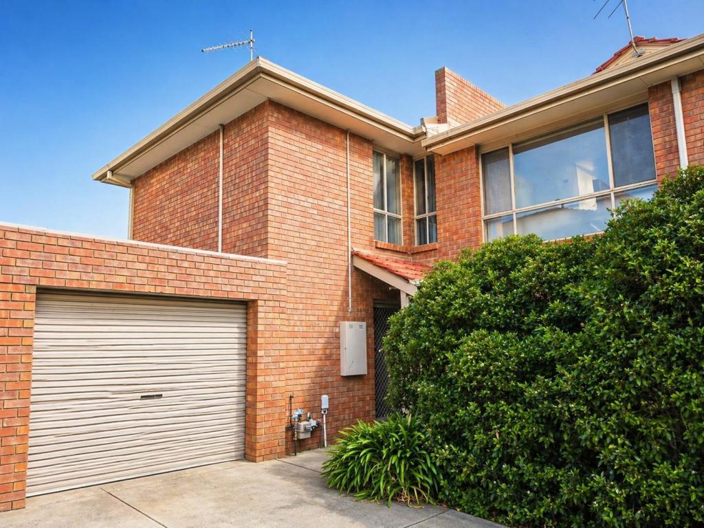 3/2 FRANCIS ST, CLAYTON, VIC 3168