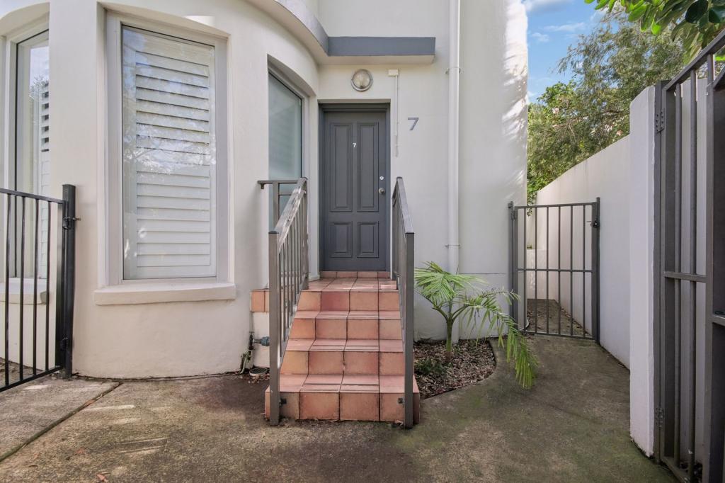 7/38 Kirkwood St, Seaforth, NSW 2092
