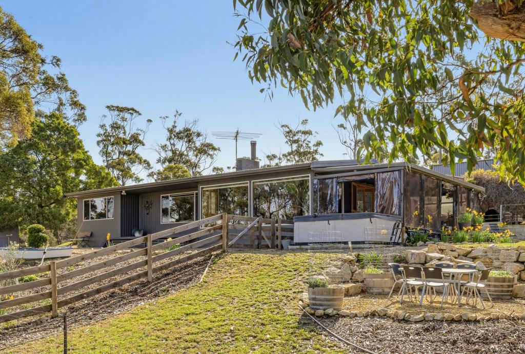 50 Wisbys Rd, North Bruny, TAS 7150