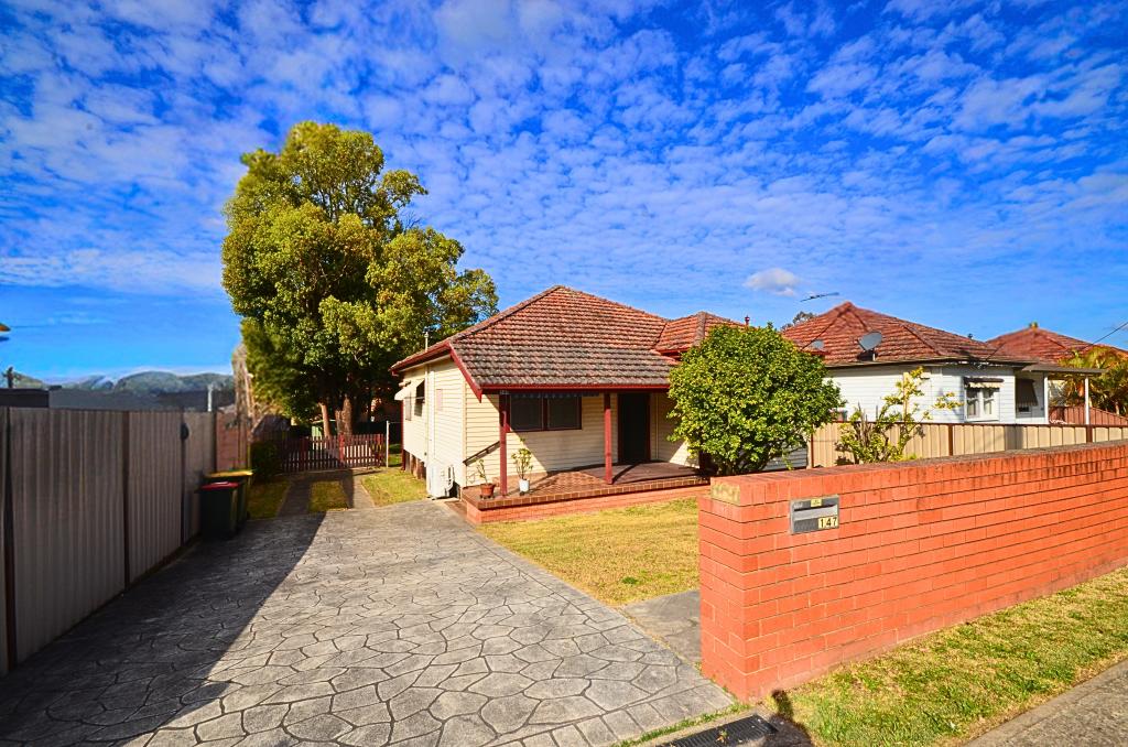 147 Centenary Rd, South Wentworthville, NSW 2145